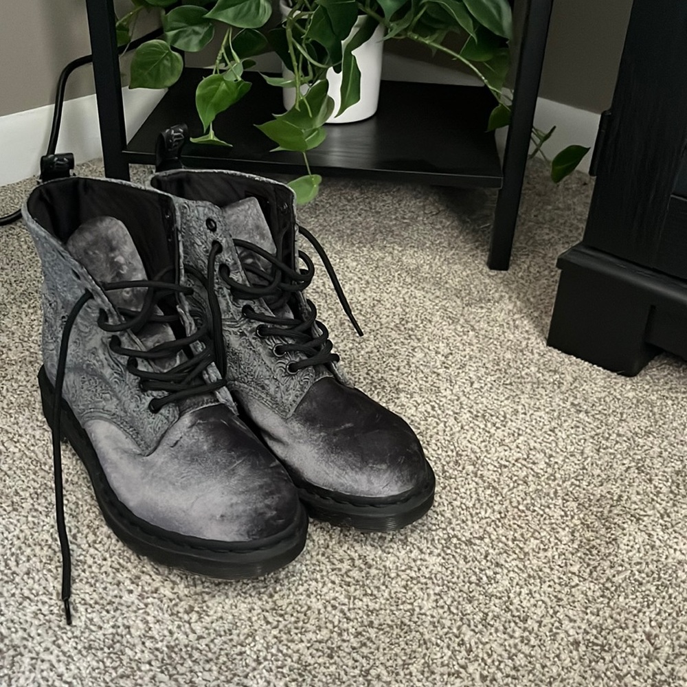 Collectors Dr. Airwair Martens